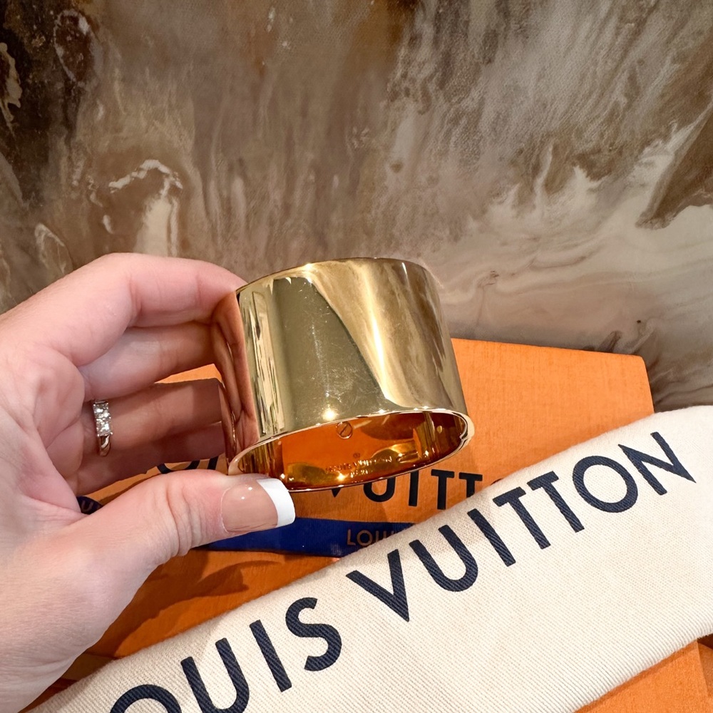 Louis Vuitton Two Tone Thick Gold Essential V Cuff Bracelet - Picture 5 of 7